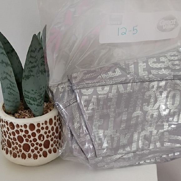 Fabletics Powerhold Silver Metallic Leggings Women's Size Small - Picture 9 of 9